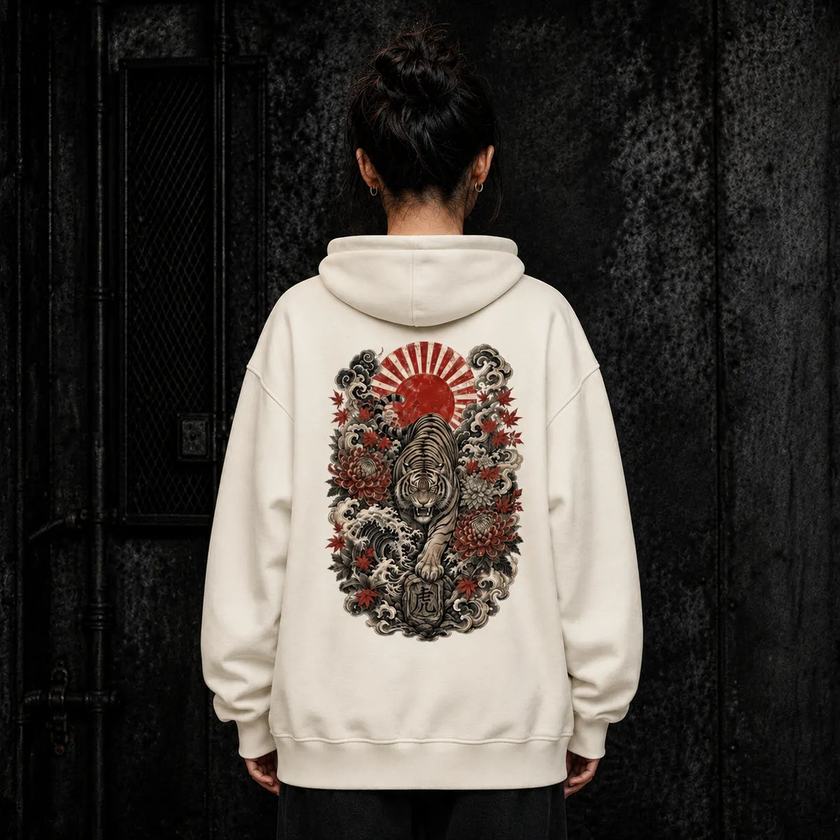 RISING TIGER – Oversized Hoodie
