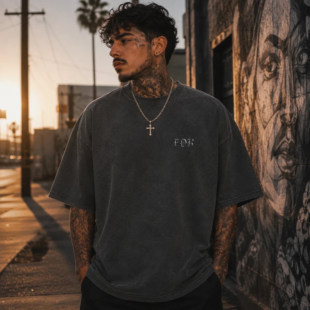 TRUST NO ONE –  Oversized Shirt  FÐR