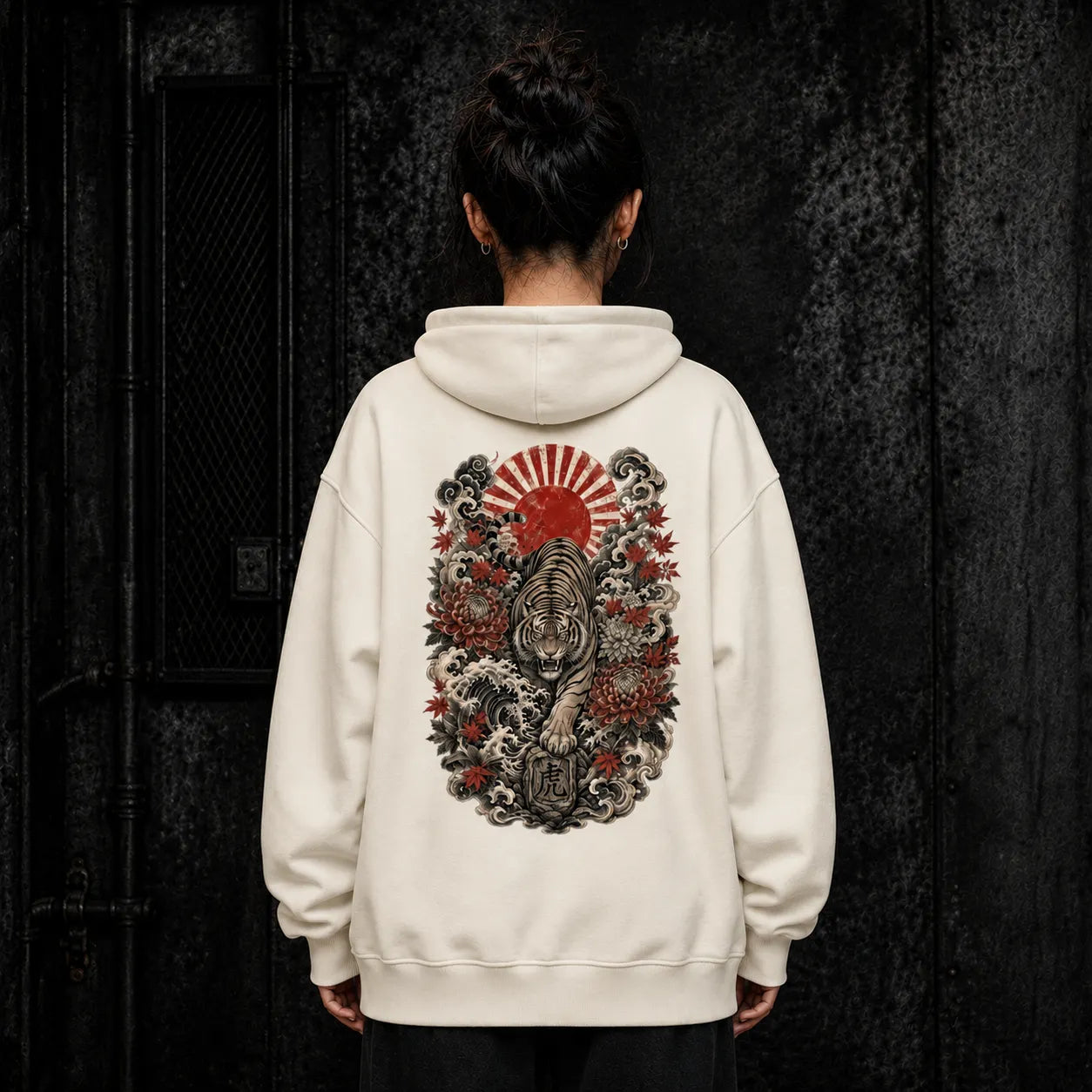 RISING TIGER – Oversized Hoodie