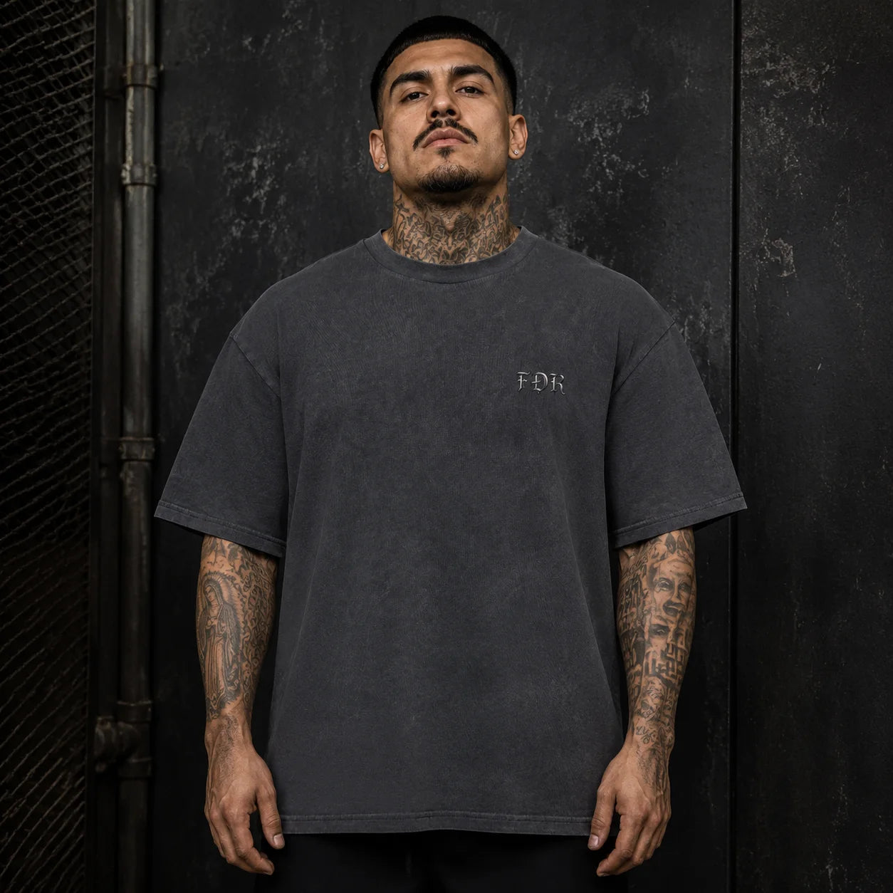 NO SAINTS HERE – Oversized Shirt